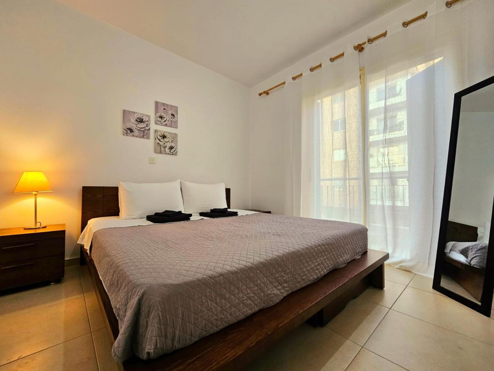 Elysia Park Apartments Paphos Extérieur photo